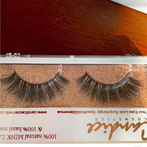 Eyeshadow Palette by Candice Cosmetics - Picture 2 of 10